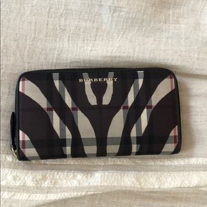 *perfect condition* Burberry Wallet